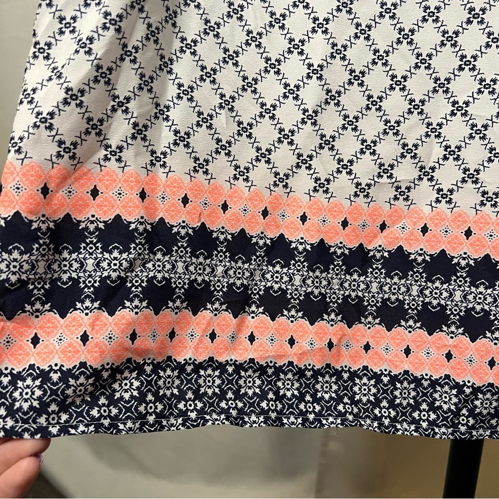 Sweet Rain Patterned Blouse - Picture 4 of 7